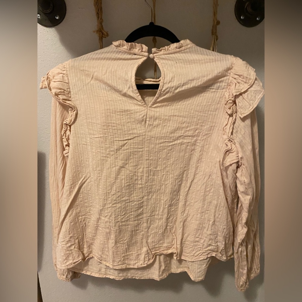 >>fun + funky closet clean out y’all! ✨boutique picks